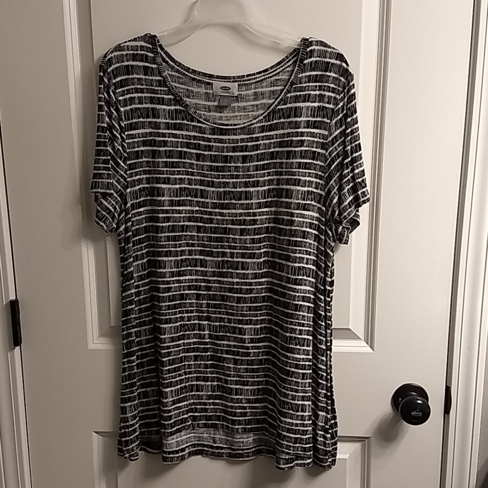 Old Navy soft, flowy tee